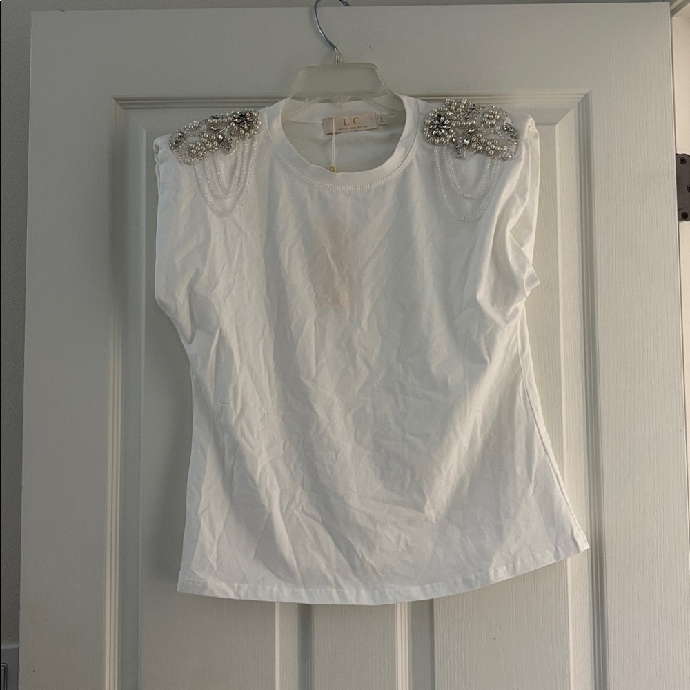 NWT Lizette Collection White Embellished Top Sz L